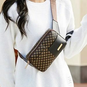 Fashion Belt Bag NWOT
